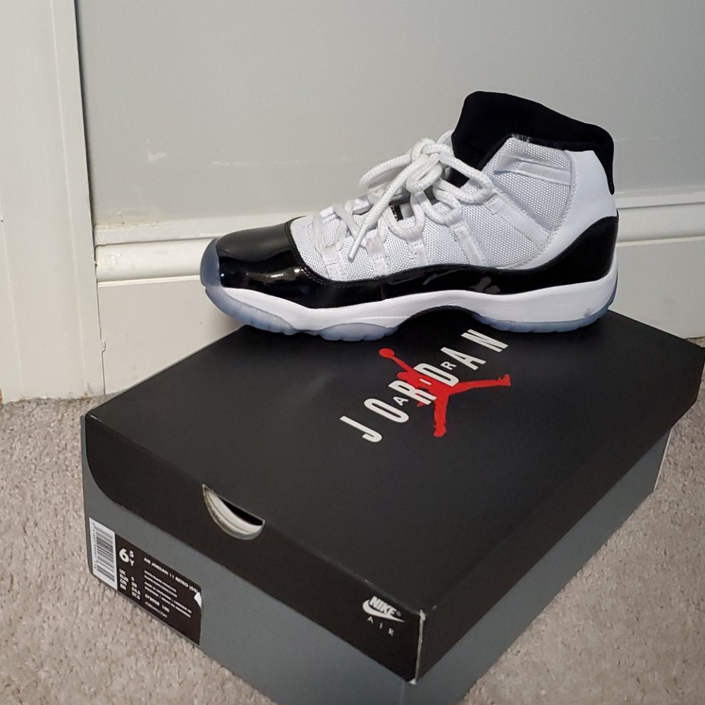 Jordan retro concord kids